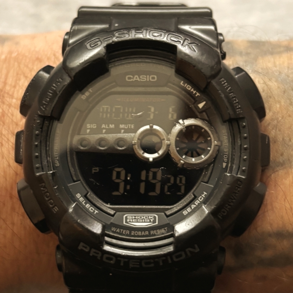 Shock watch